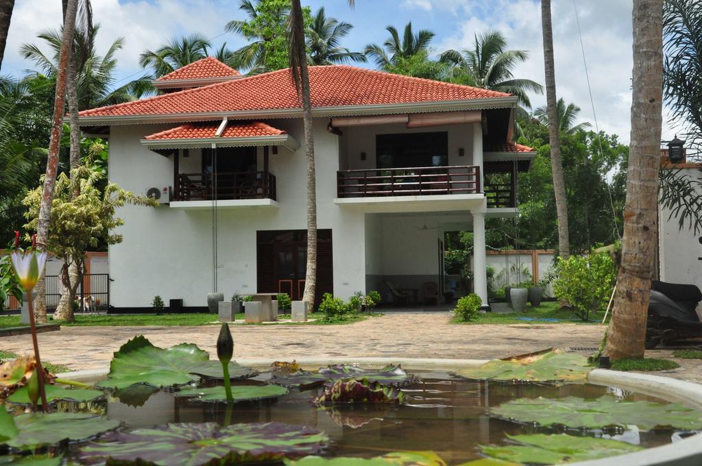 Helis Place Unawatuna Exteriör bild